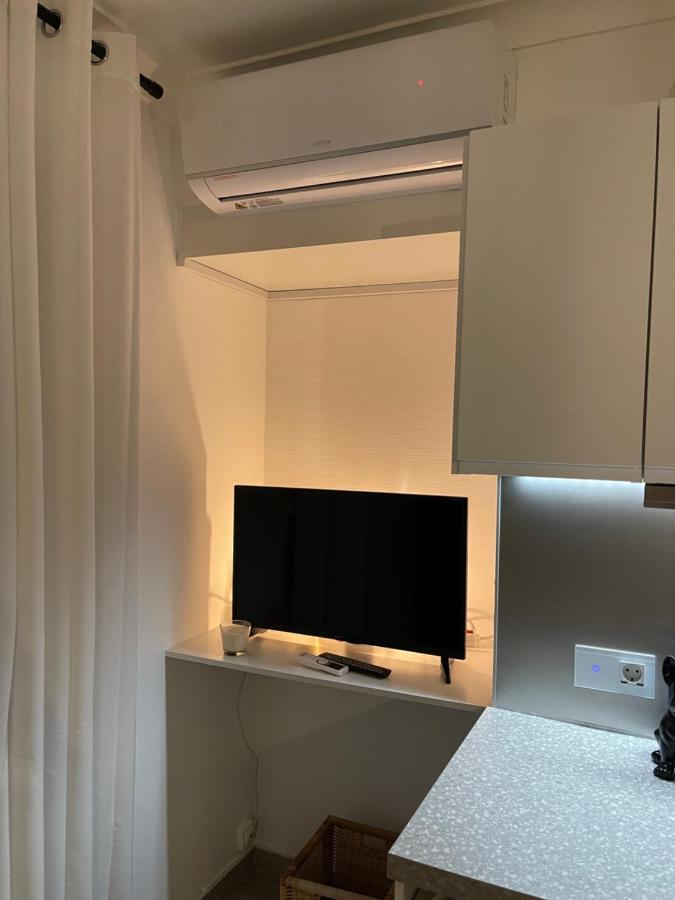 Cozy Studio On The Beach Antibes Eksteriør bilde